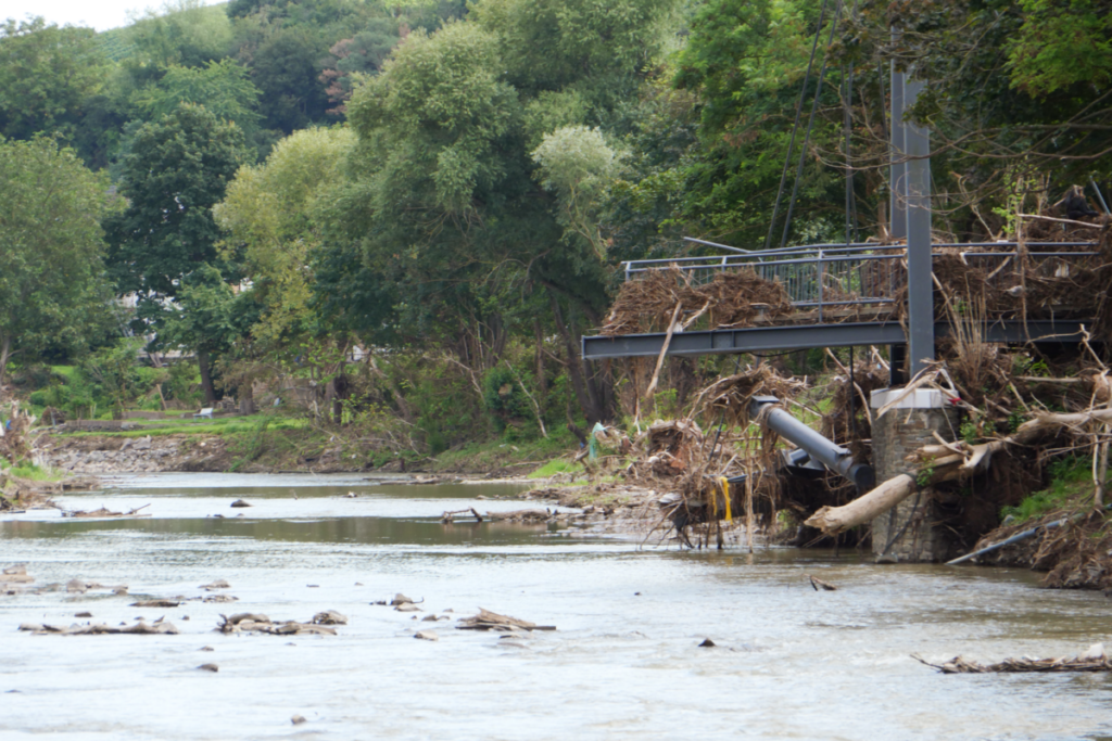 Ahrtal zerstörte Brücke