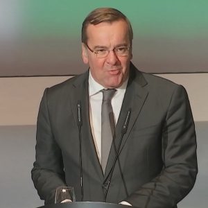 Erklären Altparteien und Pistorius auch dem Grundgesetz den Krieg?