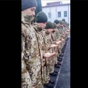 Diese Kinder sollen für Selenskyj sterben