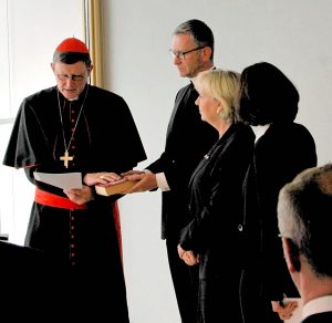 Lautet das 11. Gebot: Du sollst nicht AfD wählen?