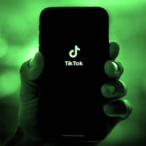 Finger weg von meinem Busen