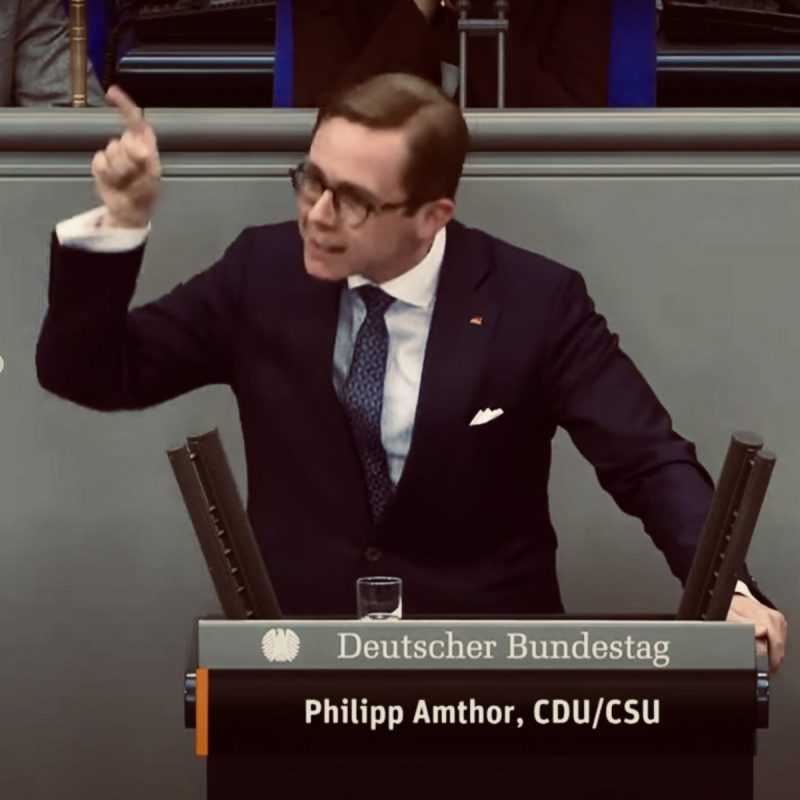Hat der gestrige Komödienstadl im Bundestag der AfD geschadet?