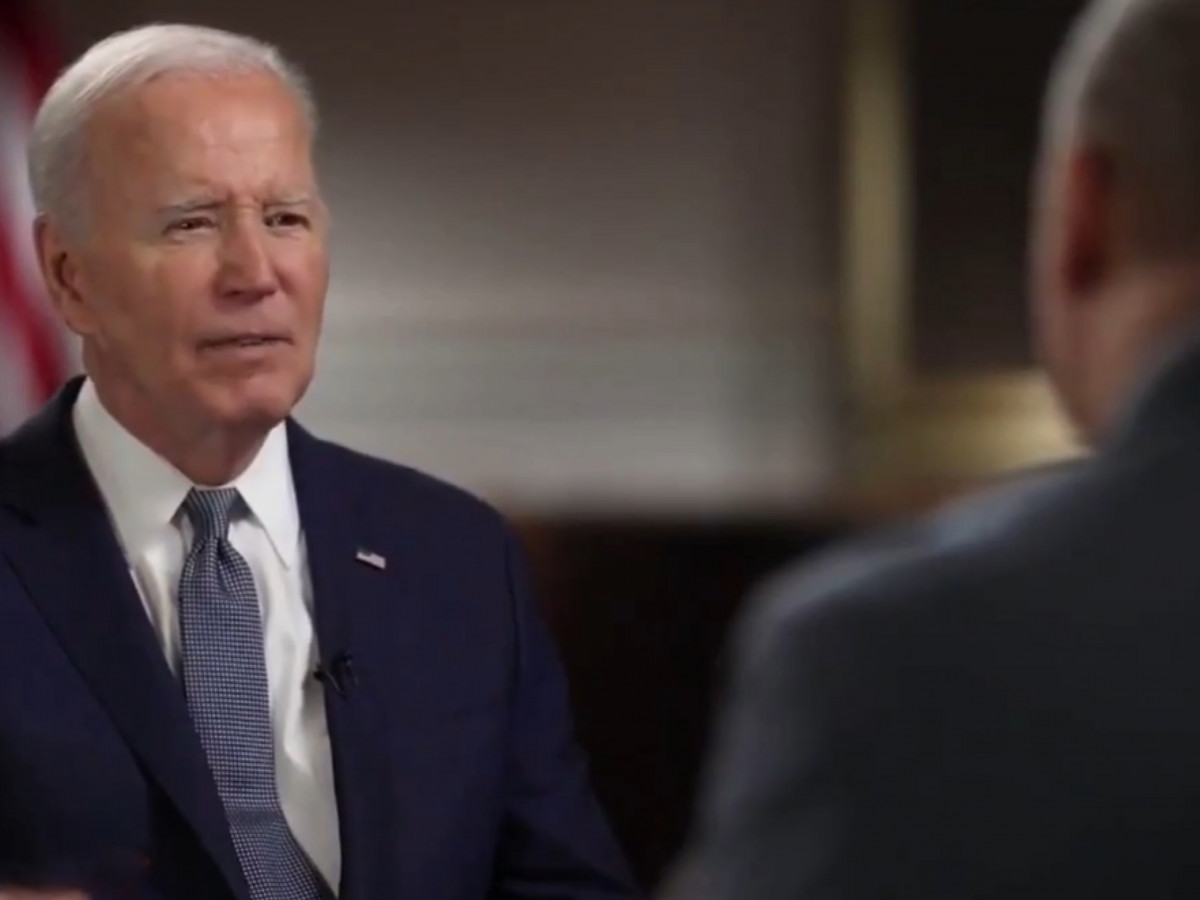 Biden vergisst im BET-Interview den Namen des Pentagon-Chefs und nennt ihn einfach “schwarzer Mann“