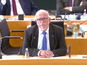 Die Thüringer Wahl soll wieder „rückgängig gemacht“ werden: Die Merkel-CDU + Altparteien in ihrem Element