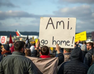 US-Präsident Biden hält Hof in Ramstein: Tödliche Exklaven wollen wir nicht. Go home!