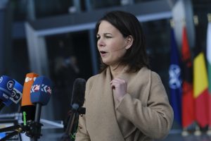 Kindergartenpolitik der Ampel: „Jeder Quadratzentimeter ukrainischen Bodens wird verteidigt“, aber Deutschlands Grenzen sind nicht zu schützen