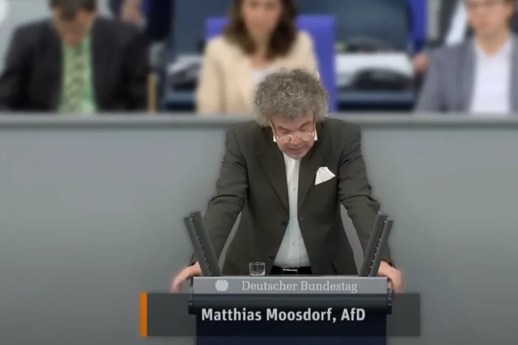 Hitlergruß: Anklage gegen Bundestagsabgeordneten Matthias Moosdorf (AfD) erhoben