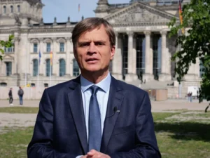 Kanzlerwahl im Schatten: Wie die Union mit der Linken paktierte