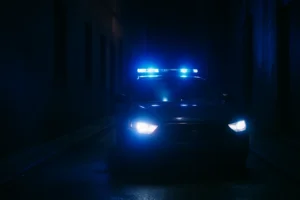 Sachsen: Sexueller Übergriff auf Grundschulkind – Polizei fahndet nach Täter mit Vollbart