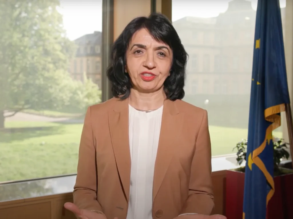 Grüner Machtrausch im Ländle: Demokratie im Würgegriff!