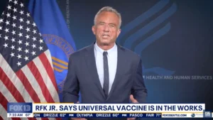 RFK fördert „Universal-Impfstoff“, den jeder Amerikaner erhalten soll. Bill Gates zahlt
