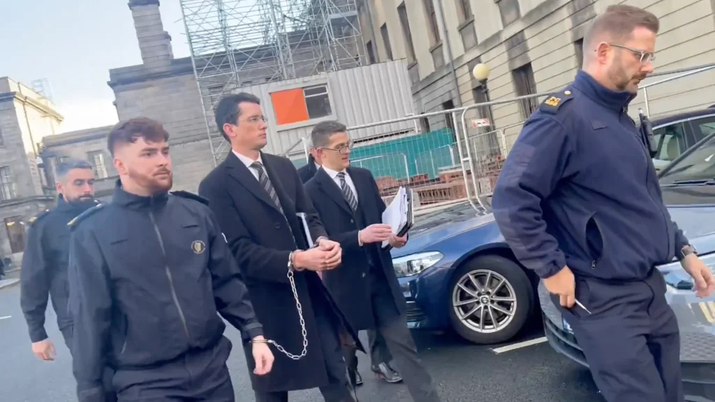 Streit um Transgender-Pronomen: Irischer Lehrer muss Weihnachten im Gefängnis verbringen