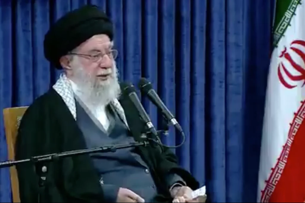 Iran: Die ersten Mullahs sollen nach Moskau geflohen sein