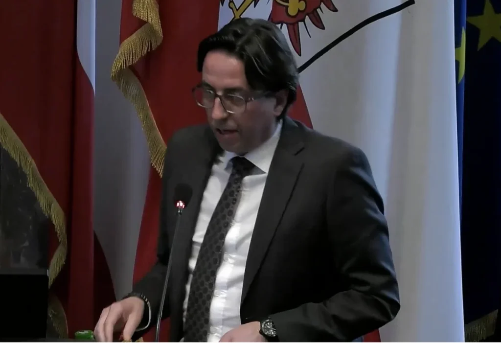 Tirol: Kinder, Eltern und Lehrer ausgeliefert – Landtag beschließt Inklusion per Gutachter