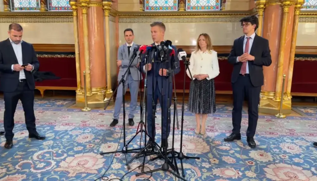 Ungarns Grenzen bleiben dicht – Brüssels neuer Liebling tanzt nicht nach der EU-Pfeife