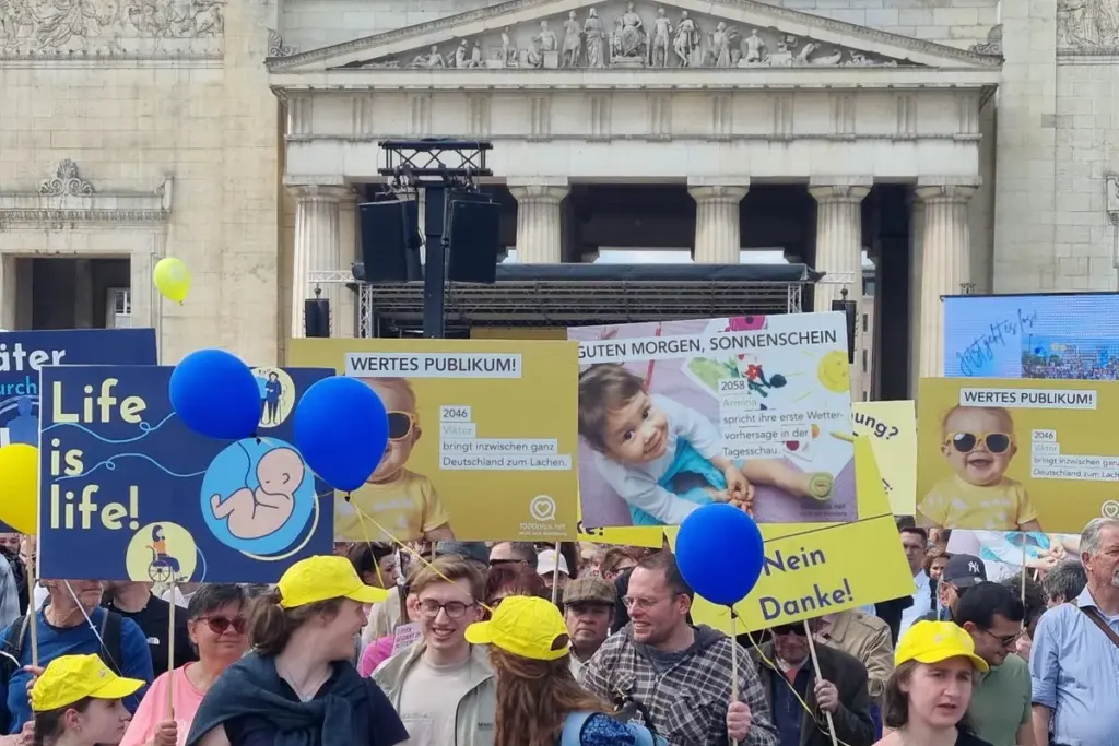 7.000 Teilnehmer  – Antifa scheitert mit Blockade für Münchner Marsch für das Leben